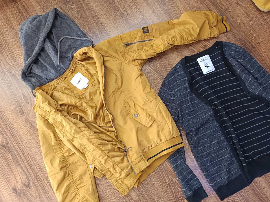 Дрехи за височина от 152 до 158см.