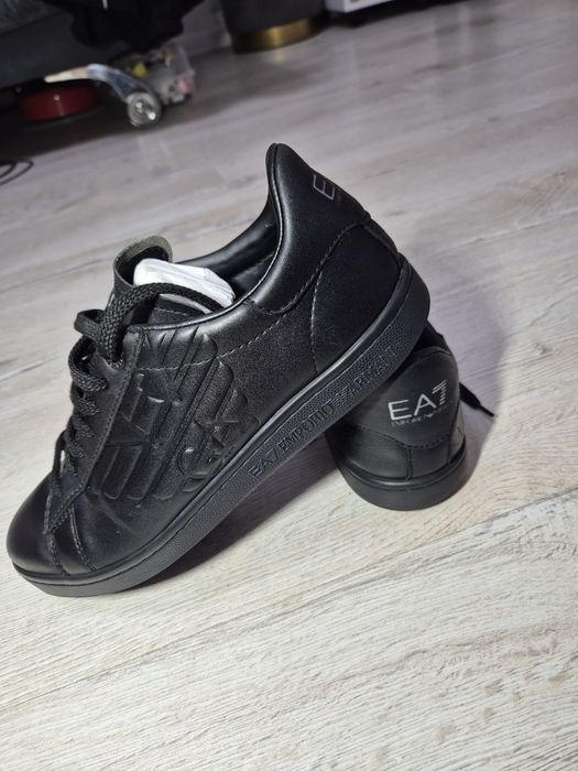 Adidași armani EA7