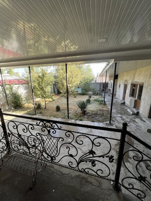 Sotuvga hovli uy, 6 sotix 6 xona, SROCHNO SOTILADI