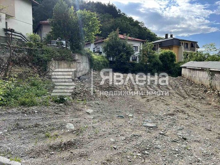 Продава се Парцел в София, Бояна - 630 кв.м за 874 €/кв.м - Снимка #1