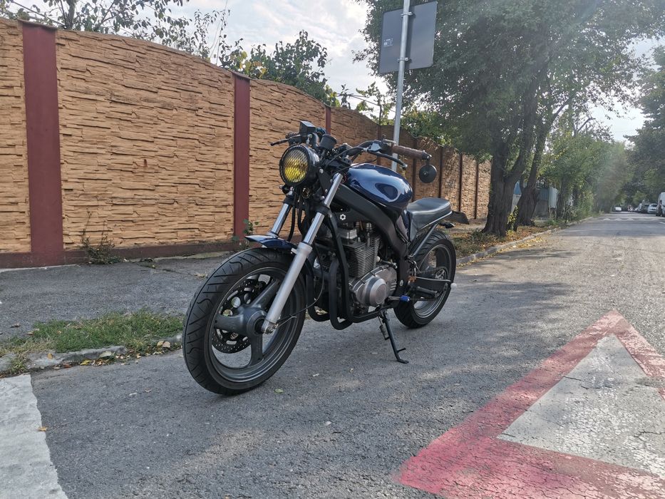 Suzuki GS500 Cafe Racer