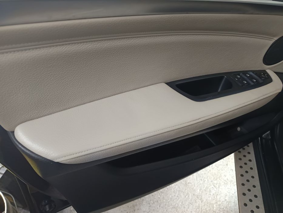 Reparatii piele,vililin,vopsire volan