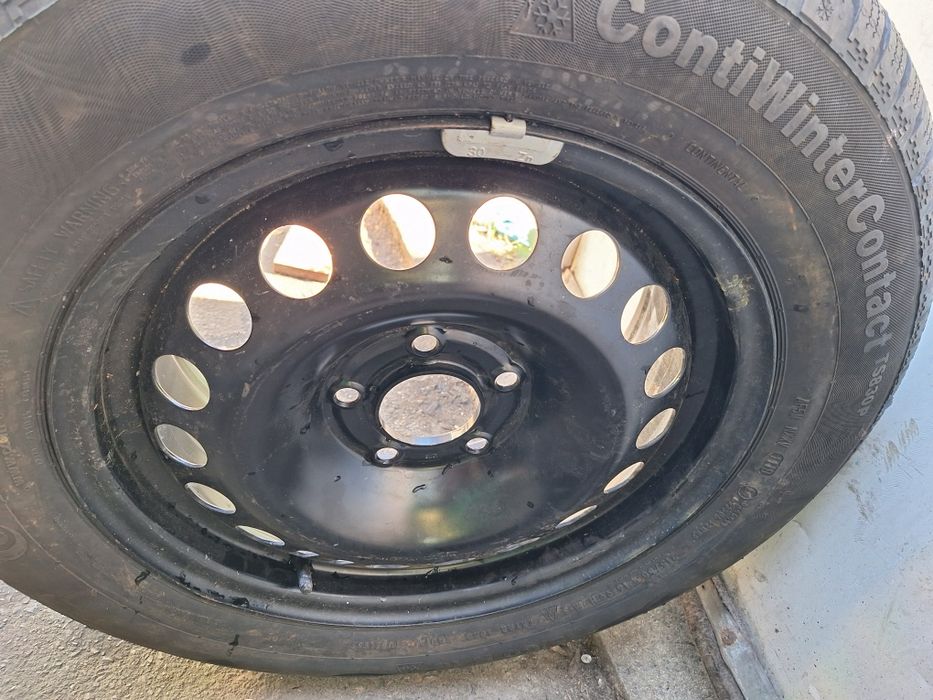 Джанта 16' 5х114.3 с нова гума Continental