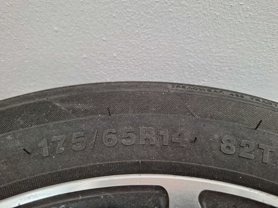 Anvelope vara cu jante aluminiu R 14 Ford, Renault, Citroen, Peugeot
