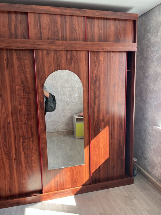 Шкаф для спальной