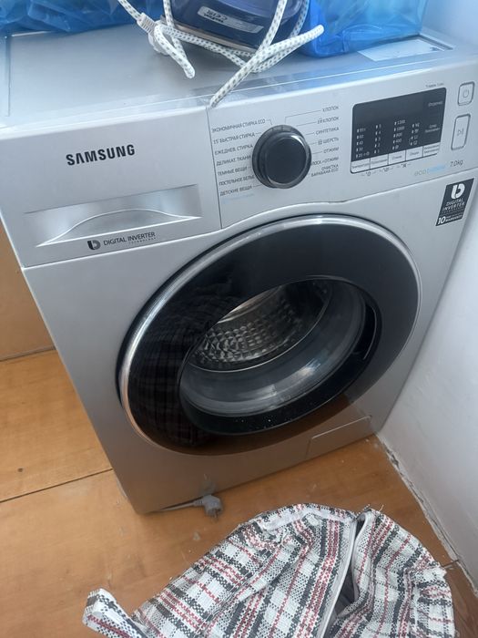 Продается стиральная машина