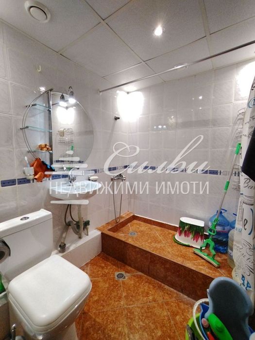 Продава се Двустаен апартамент в Шумен, Еверест - 64 кв.м за 1315 €/кв.м - Снимка #8