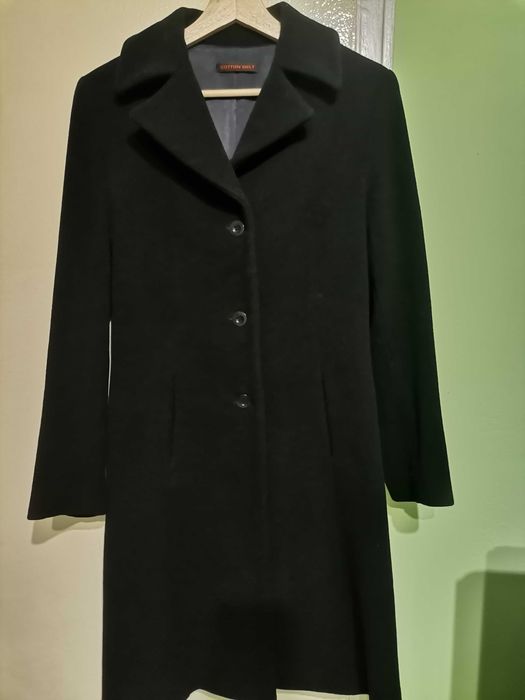 Зимно вълнено палто