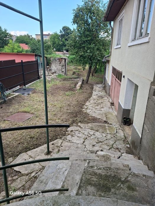 Vand casa in zona centrala Hateg