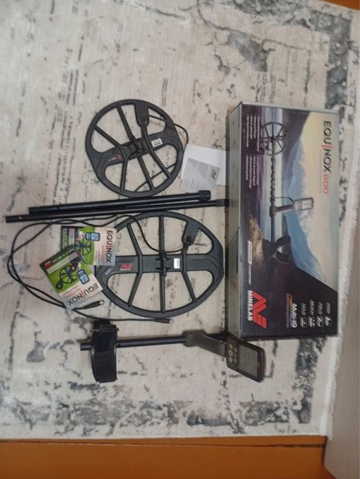 Продам металлоискатель Minelab Equinox