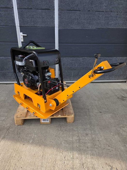 Placi compactoare diferite modele pe stoc. Greutati disponibile 60 kg, 70 kg, 80 kg, 90 kg, 120 kg, 160 kg si 220kg