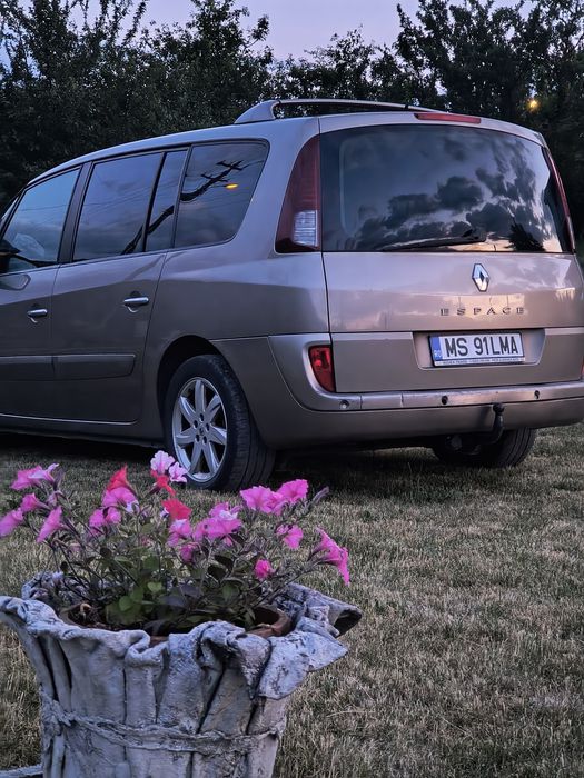 RENAULT Espace 2011 — imagine 2