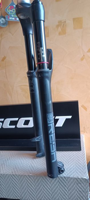 Furcă RockShox Reba