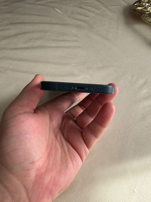 Продам Айфон13 128гб черный