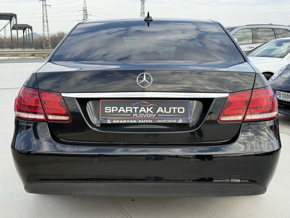 Mercedes-Benz E 220 D* 2015г* Топ Състояние* Автоматик* 227.000КМ* Сер