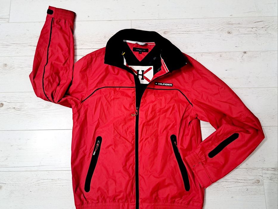 Tommy Hilfiger-Ориг. яке Ново!!!