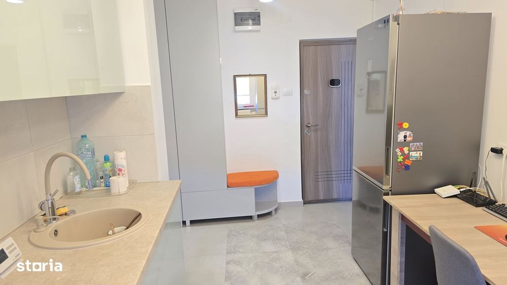 Vand apartament 2 camere decomandat, Deva, I. Maniu, etaj 3, mobilat