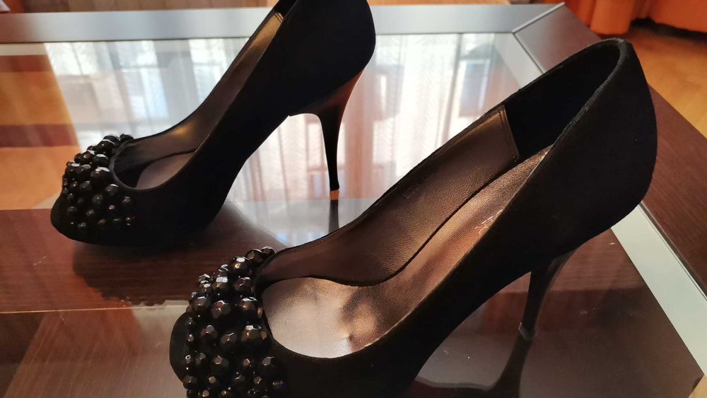 CafeNOIR / Италиански обувки No39 велур с червена подметка