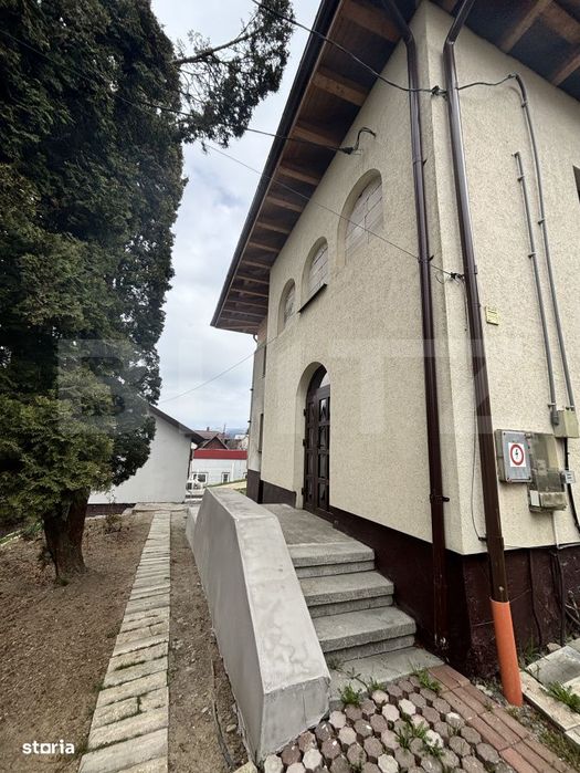 Casa si teren la strada asfaltata in Vatra Dornei