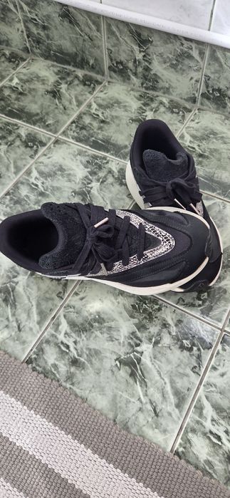 Маратонки Adidas Lightblaze