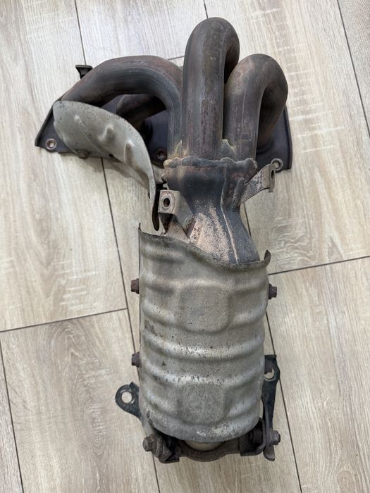 Продам Катализатор евро5 камри 50европиц 2,5