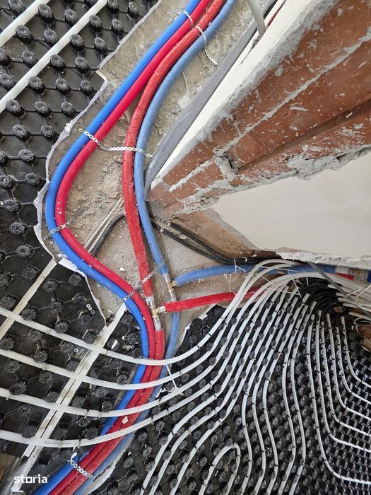 Vila P+1+M,1.8km M Râul Doamnei,Tva inclus,încălzire pardoseala