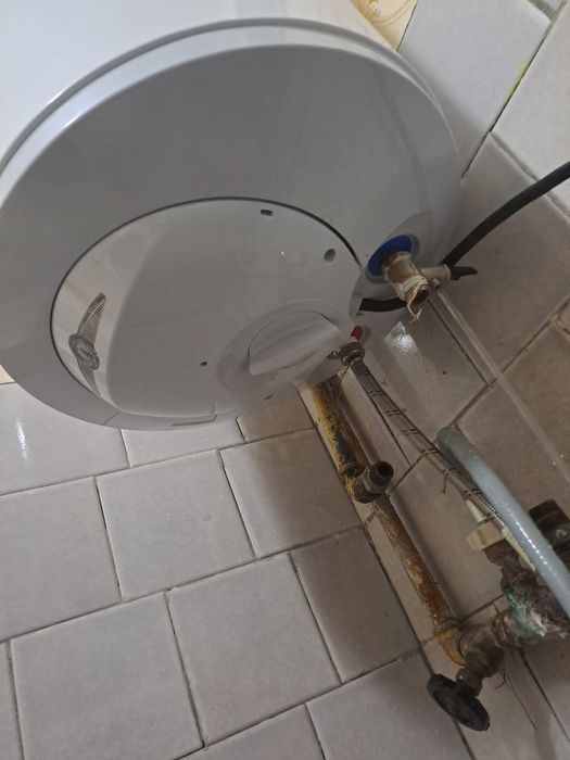 Бойлер Теси 80 литра-нагревател за смяна - за профилактика