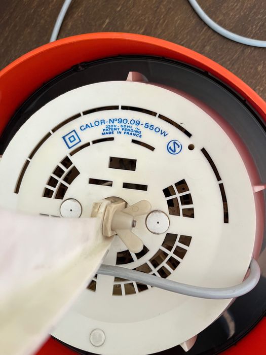 Сешоарна фризьорска каска