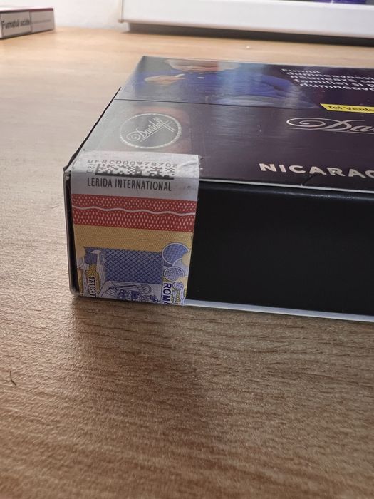 Trabuc Davidoff Primeros/ Nicaragua Robusto / Aniversario Special R