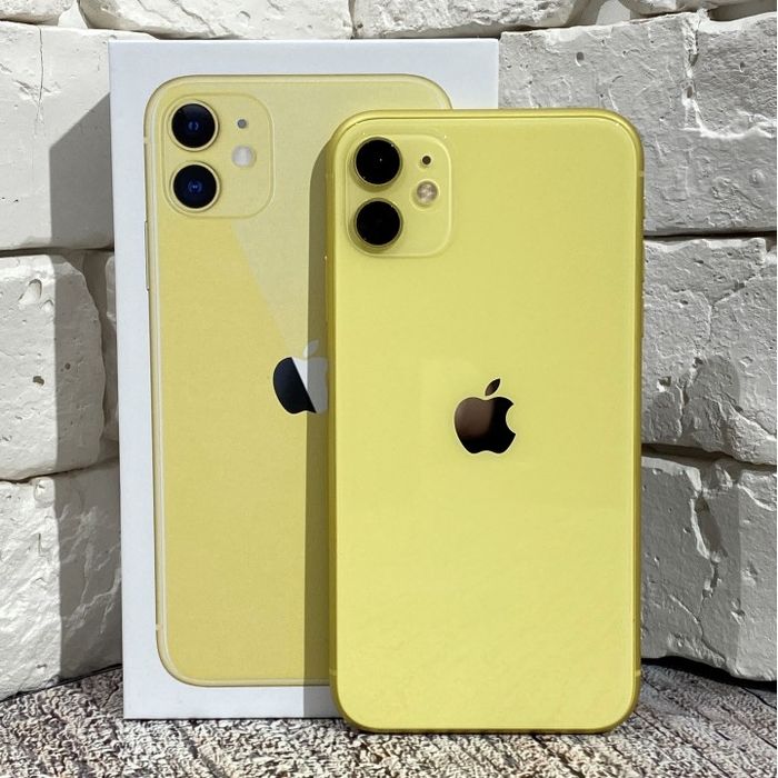 Iphone 11(64Gb) почти новый.