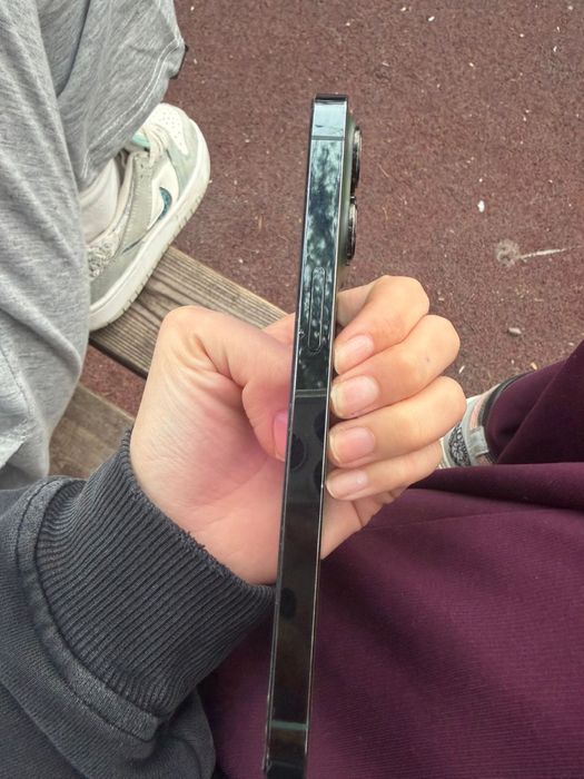 iphone 13 pro.