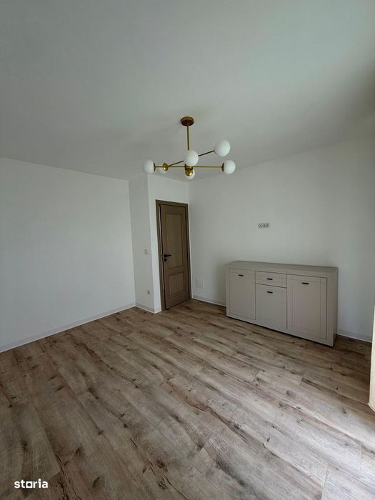 Casă de închiriat