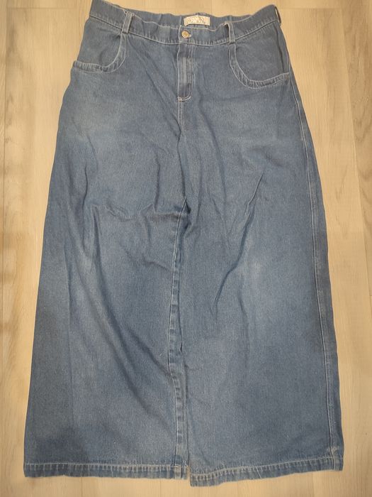 продам джинсы empty