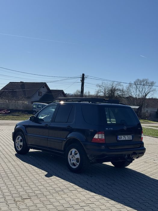 Mercedes ML 270 W163 AUTOUTILITARA 3,5t carlig