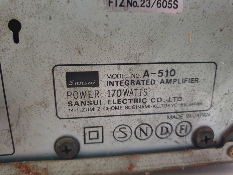 Усилвател пулт 4 канален и плеари