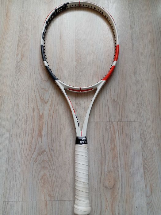 Babolat Pure Strike 98