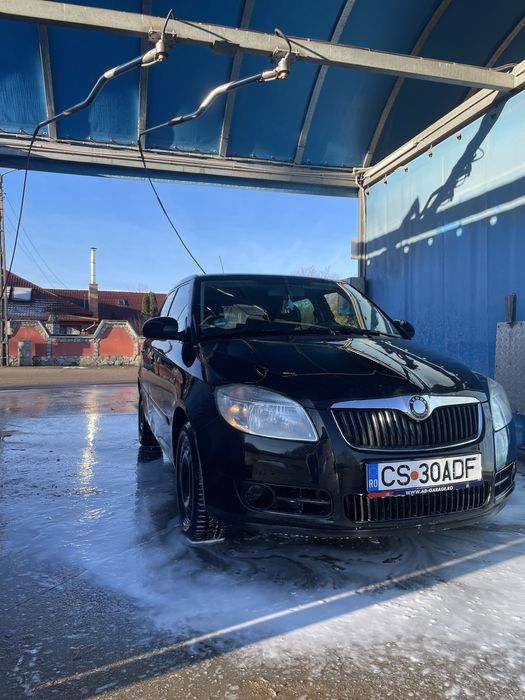 Skoda Fabia 1.2 Benzină – 171.000 km