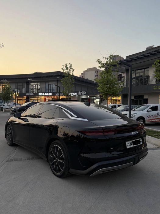 BYD Han 2025 — 4