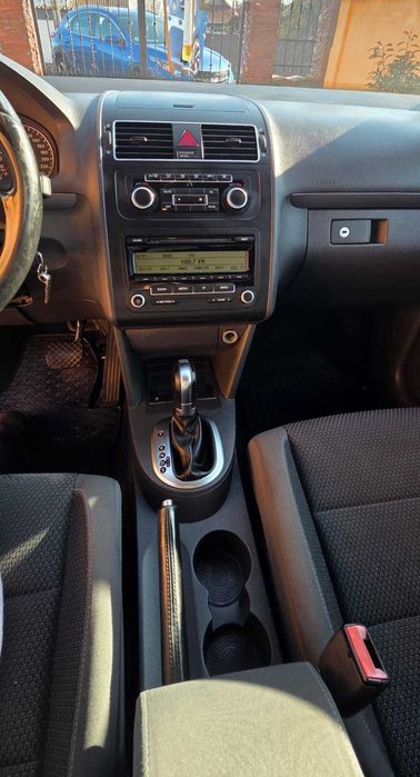 VW Touran 1.6 TDI, 103 CP, Automat, 7 locuri