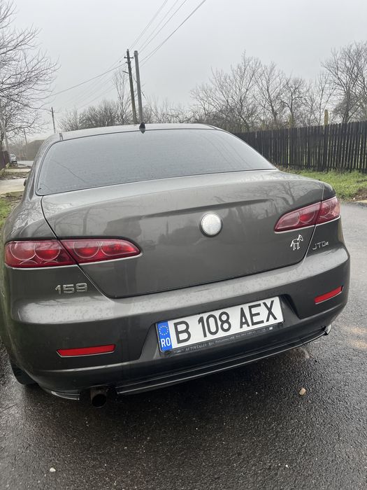 Dezmembrez sau vand Alfa Romeo 159