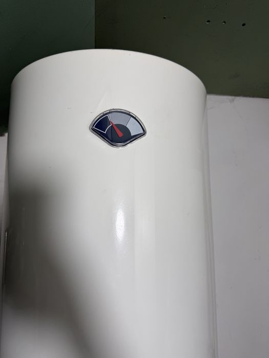 Аристон продам новый