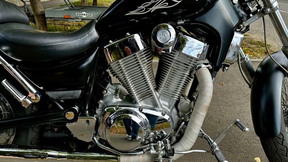 Vând Suzuki Intruder 1400 an 2006