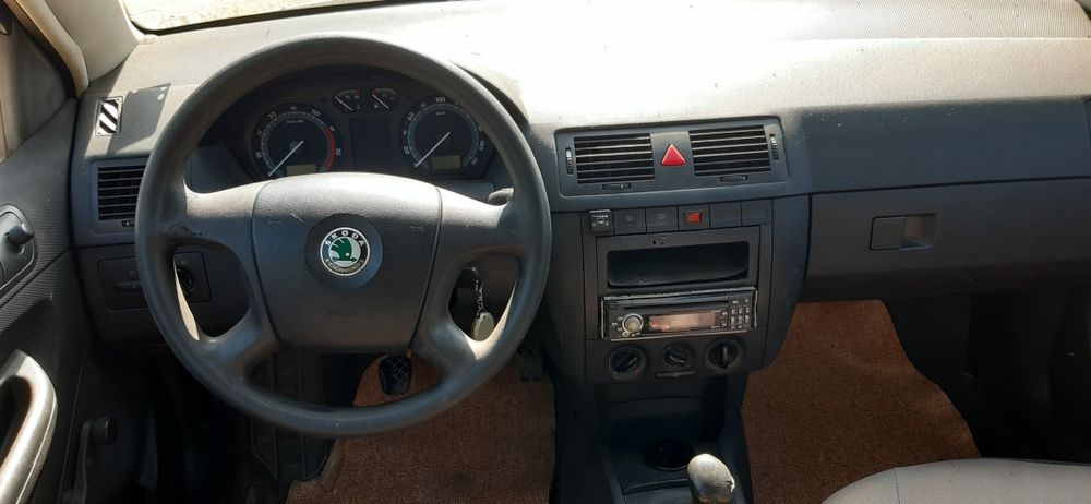 Шкода Фабия 1.2 12V на части !