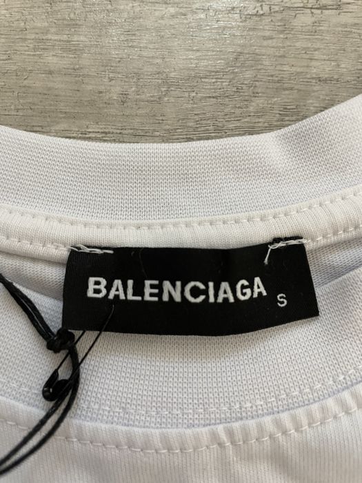 Tricou balenciaga