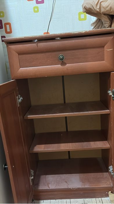 Отдам бесплатно шкаф
