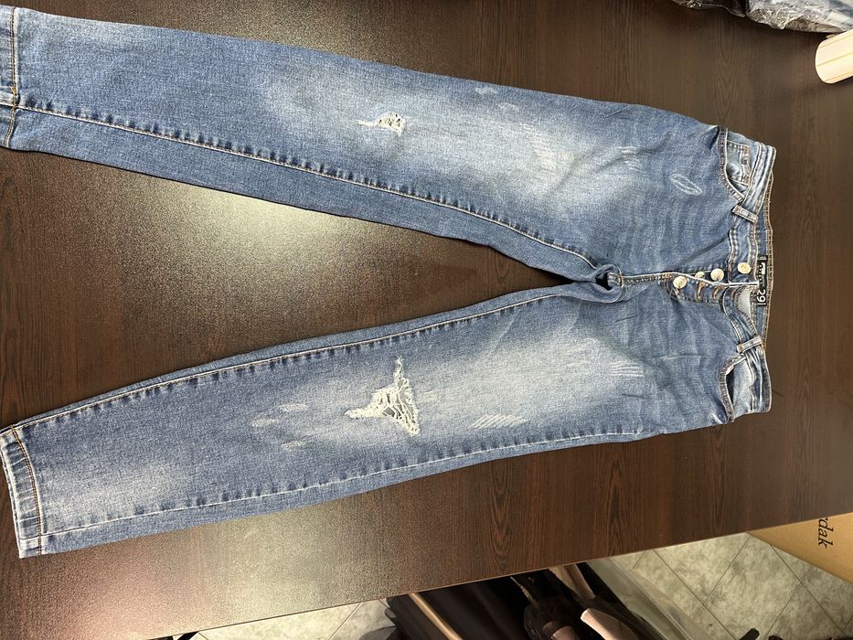 Дамски дънки с копчета skinny