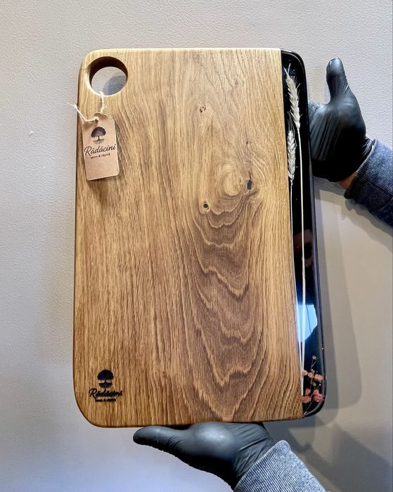 Realizez platouri din lemn masiv+rășină