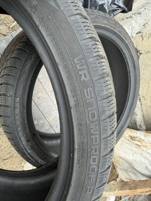Anvelope Nokian 255/35r20