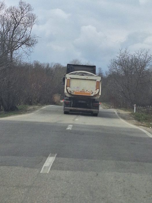 Semiremorca basculabila schmitz