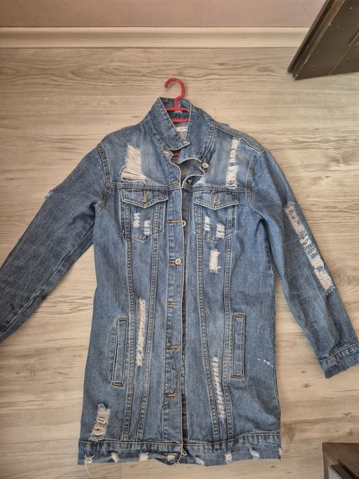 Ефектно дамско дънково яке